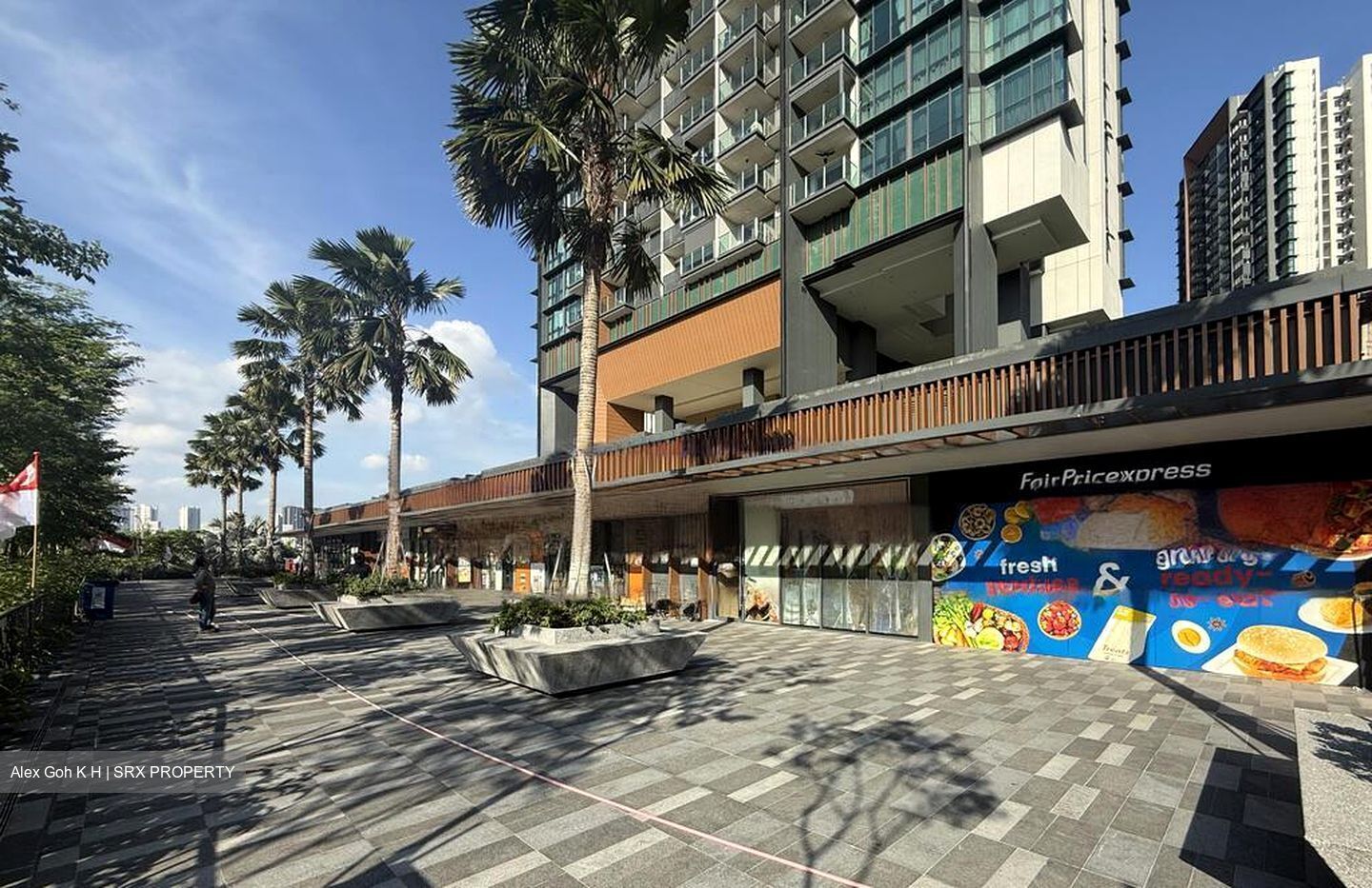 Normanton Park (D5), Retail #466067561